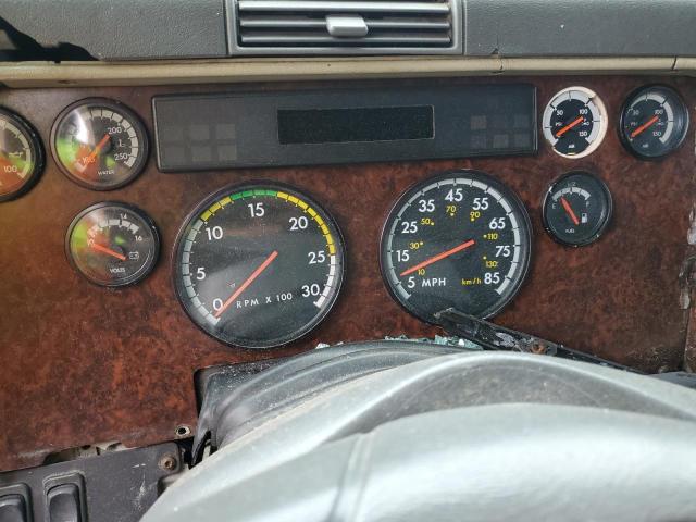 Photo 8 from auction – 2005 FREIGHTLINER CONVENTION with VIN 1FUJBBCK05LN50949
