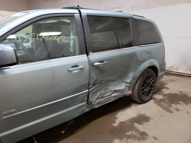 Photo 9 from auction – 2008 CHRYSLER TOWN & COU with VIN 2A8HR54P48R822095