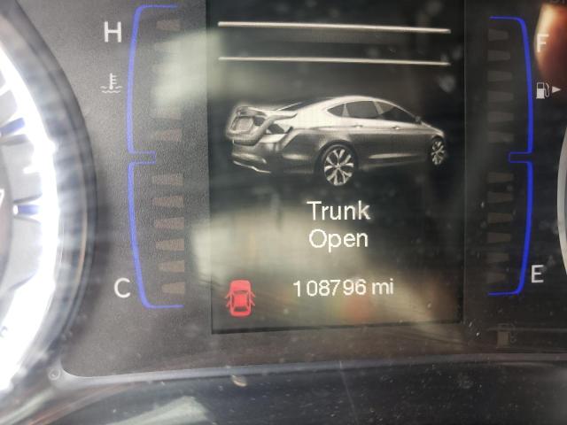 Photo 8 from auction – 2015 CHRYSLER 200 LIMITE with VIN 1C3CCCAB3FN704621