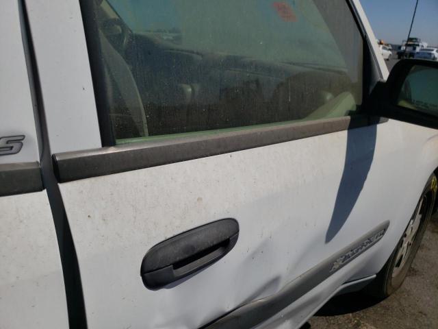 Photo 5 from auction – 2004 CHEVROLET TRAILBLAZE with VIN 1GNET16S046108589
