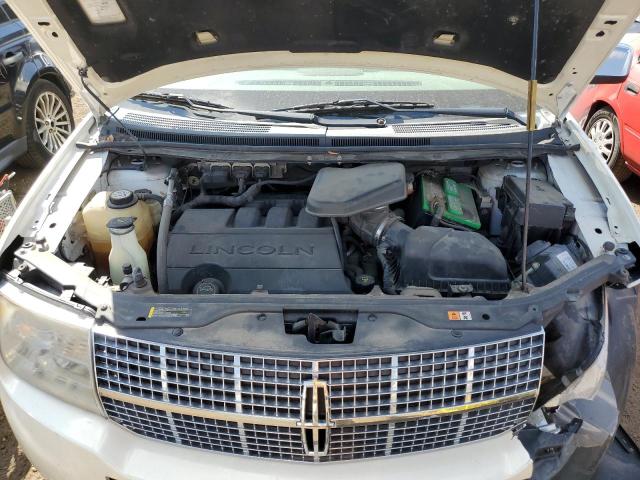 Photo 7 from auction – 2007 LINCOLN MKX with VIN 2LMDU88C67BJ36175
