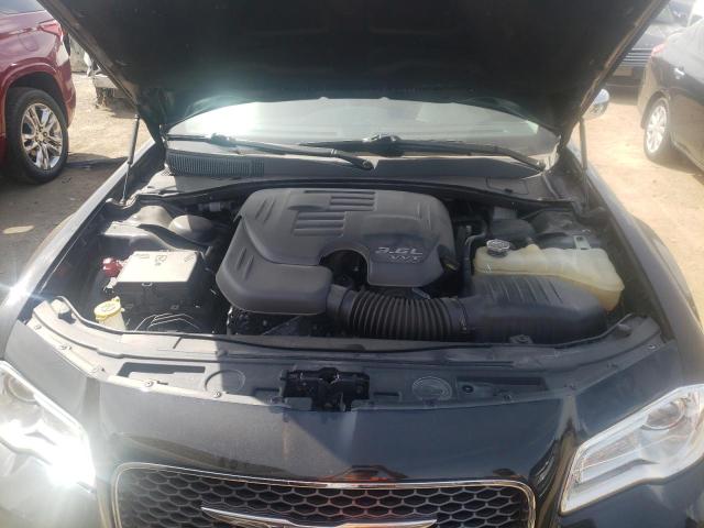 Photo 7 from auction – 2017 CHRYSLER 300C with VIN 2C3CCAKG4HH622147
