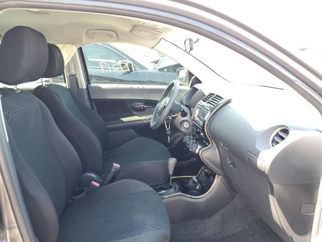 Photo 5 from auction – 2010 TOYOTA SCION XD with VIN JTKKU4B49AJ059038