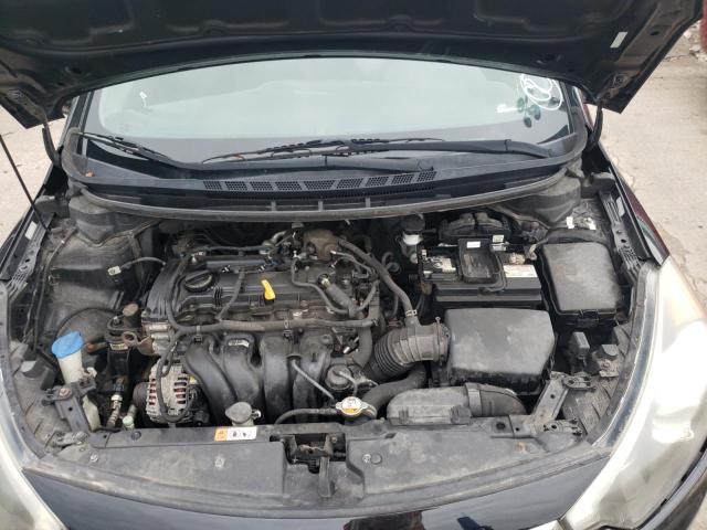 Photo 7 from auction – 2016 KIA FORTE LX with VIN KNAFK5A86G5658180