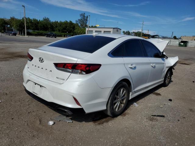 Photo 4 from auction – 2018 HYUNDAI SONATA SE with VIN 5NPE24AF2JH682023