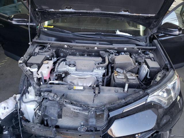 Photo 7 from auction – 2017 TOYOTA RAV4 XLE with VIN 2T3RFREV3HW610433