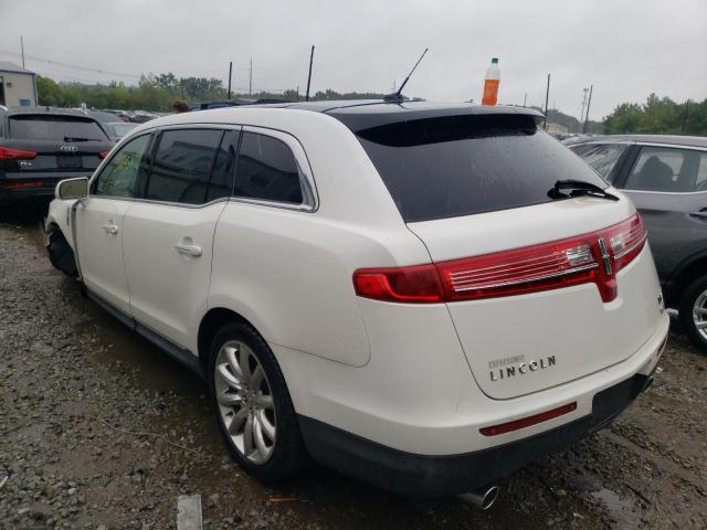 Фото 3 с аукциона – 2011 LINCOLN MKT с VIN 2LMHJ5AR9BBJ51558