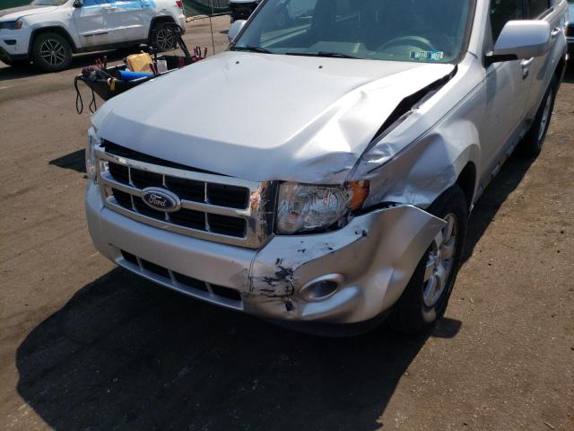 Photo 9 from auction – 2010 FORD ESCAPE LIM with VIN 1FMCU9EG3AKC05499