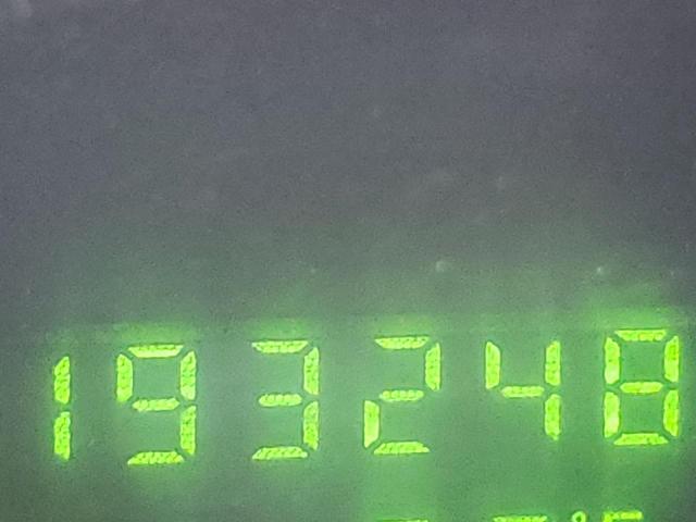 Photo 8 from auction – 2002 FORD EXPLORER X with VIN 1FMZU63E42ZA38346