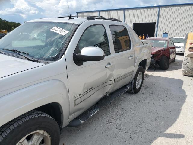 Photo 9 from auction – 2011 CHEVROLET AVALANCHE with VIN 3GNMCFE05BG357961