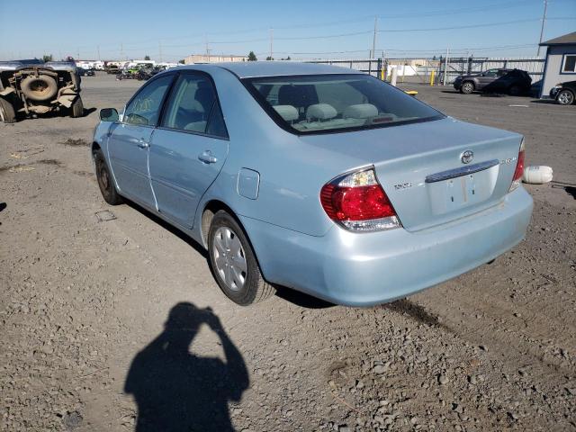 Photo 3 from auction – 2005 TOYOTA CAMRY with VIN 4T1BE32K05U600927