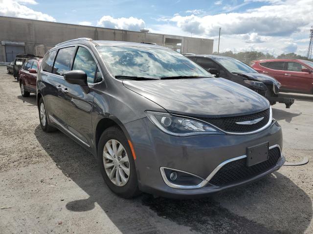 CHRYSLER PACIFICA T 2018 with VIN 2C4RC1BG7JR142710 - Photo from auction