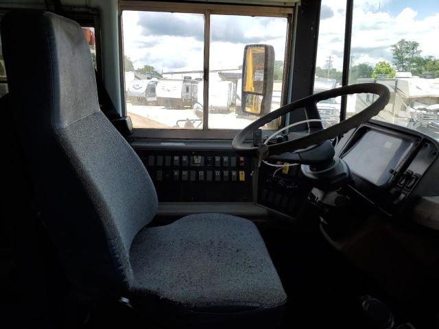 Photo 5 from auction – 2005 FREIGHTLINER CHASSIS FS with VIN 4UZAAWDC75CN14647