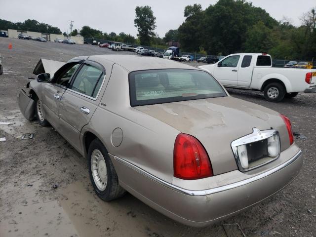 Photo 3 from auction – 2000 LINCOLN TOWN CAR E with VIN 1LNHM81W5YY937721