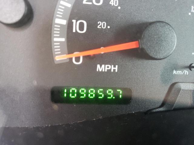 Photo 8 from auction – 2002 FORD F150 with VIN 1FTRX18LX2NB69522