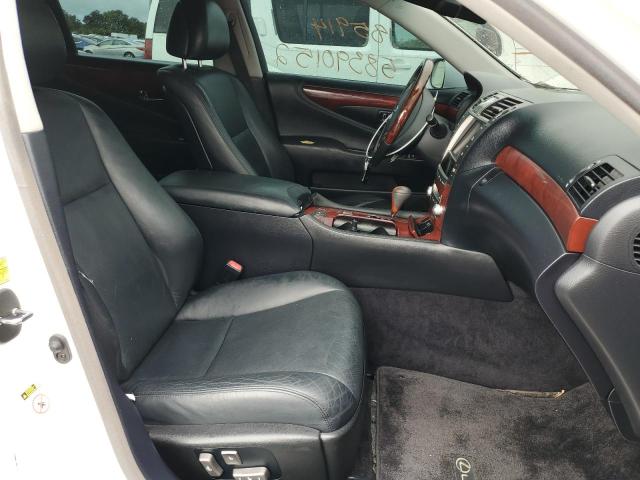 Photo 5 from auction – 2012 LEXUS LS 460 with VIN JTHCL5EF3C5013796