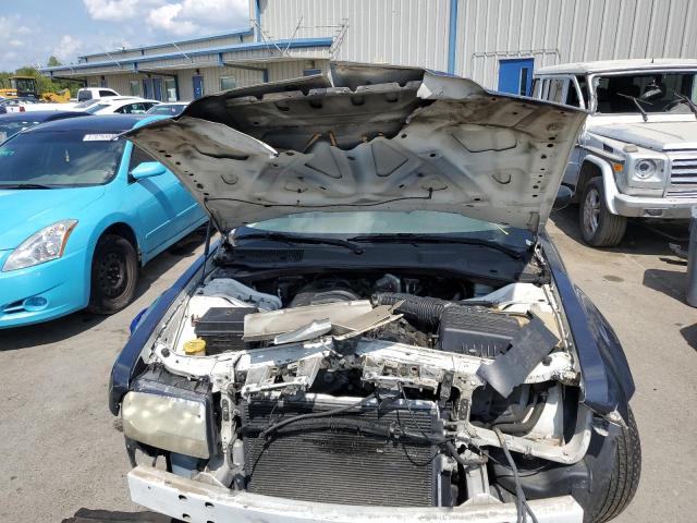 Photo 7 from auction – 2008 CHRYSLER 300 LX with VIN 2C3KA43RX8H145842