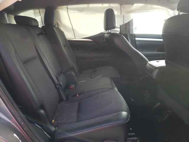 Photo 6 from auction – 2018 TOYOTA HIGHLANDER with VIN 5TDBZRFH5JS801540
