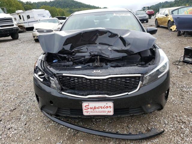 Photo 7 from auction – 2017 KIA FORTE LX with VIN 3KPFL4A74HE021506