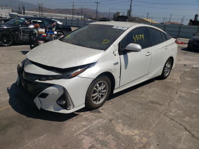 Photo 2 from auction – 2017 TOYOTA PRIUS PRIM with VIN JTDKARFP8H3001891