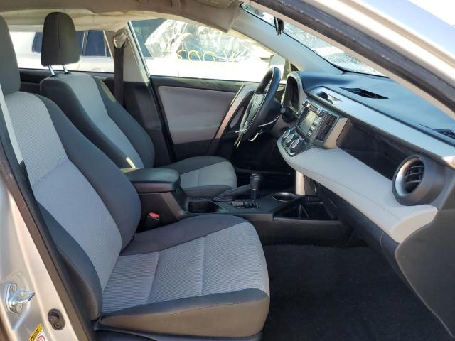 Photo 5 from auction – 2015 TOYOTA RAV4 LE with VIN JTMBFREV3FD119940
