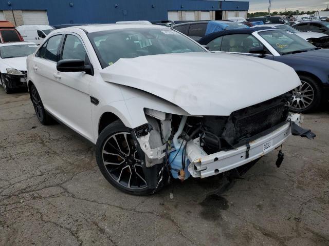FORD TAURUS SHO 2018 with VIN 1FAHP2KT5JG109019 - Photo from auction