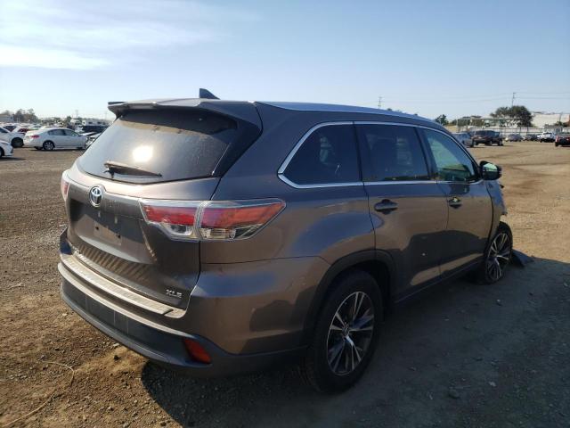 Photo 4 from auction – 2016 TOYOTA HIGHLANDER with VIN 5TDKKRFH6GS506959