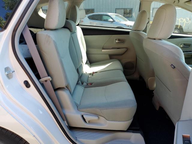 Photo 6 from auction – 2013 TOYOTA PRIUS V with VIN JTDZN3EU8D3248443