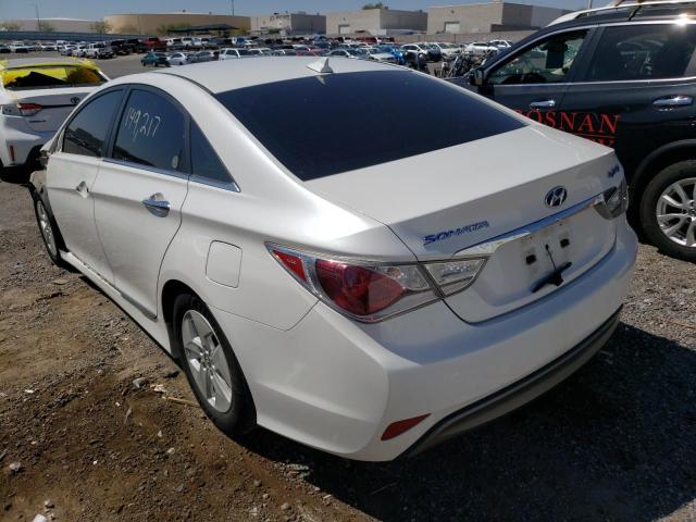 Photo 3 from auction – 2012 HYUNDAI SONATA HYB with VIN KMHEC4A40CA044726