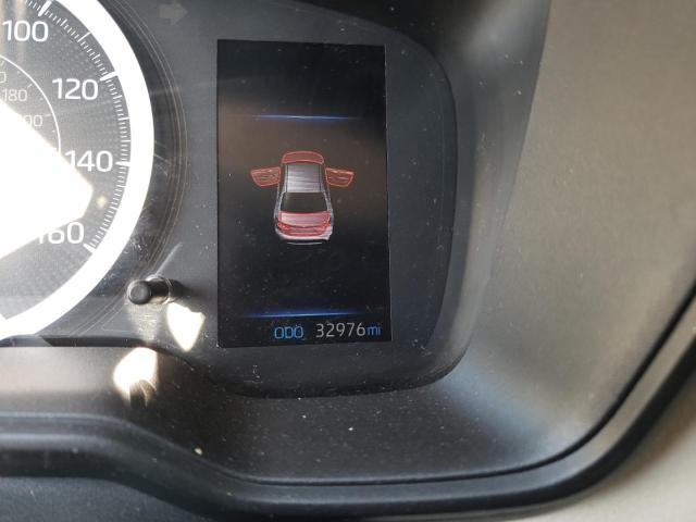Photo 8 from auction – 2021 TOYOTA COROLLA LE with VIN 5YFEPMAE2MP164705