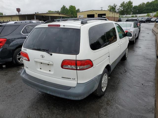 Photo 4 from auction – 2002 TOYOTA SIENNA with VIN 4T3ZF13C92U477266
