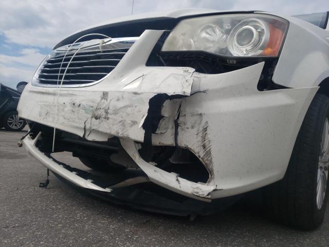 Photo 9 from auction – 2012 CHRYSLER TOWN & COU with VIN 2C4RC1GG2CR117242