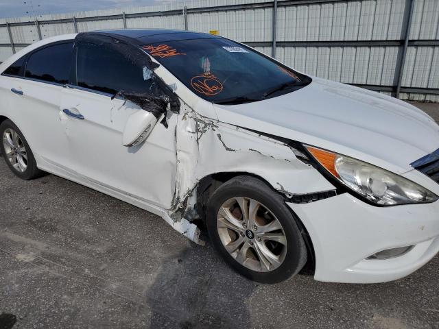 Photo 9 from auction – 2013 HYUNDAI SONATA SE with VIN 5NPEC4AC3DH681230