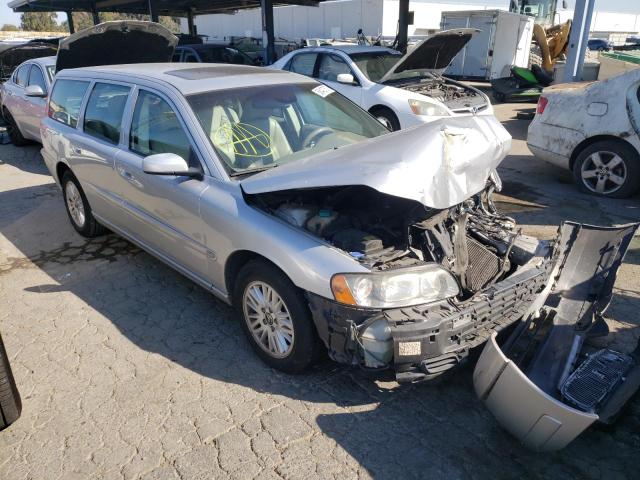 VOLVO V70 2005 with VIN YV1SW612852500407 - Photo from auction