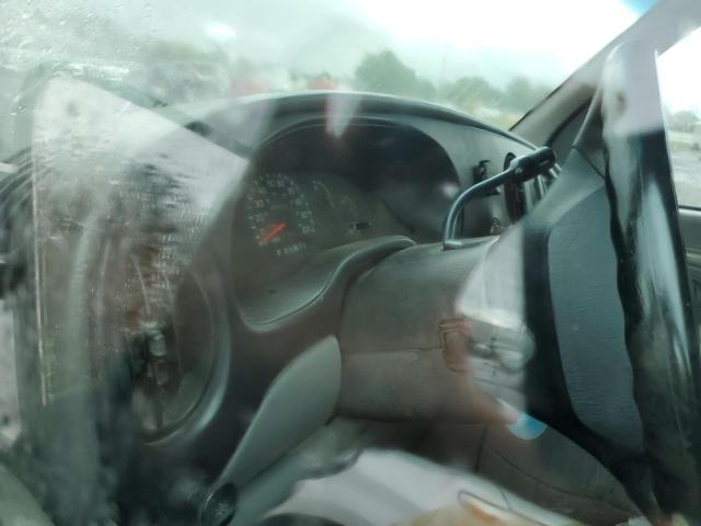 Photo 8 from auction – 2000 FORD ECONOLINE with VIN 1FTNS2421YHA00853