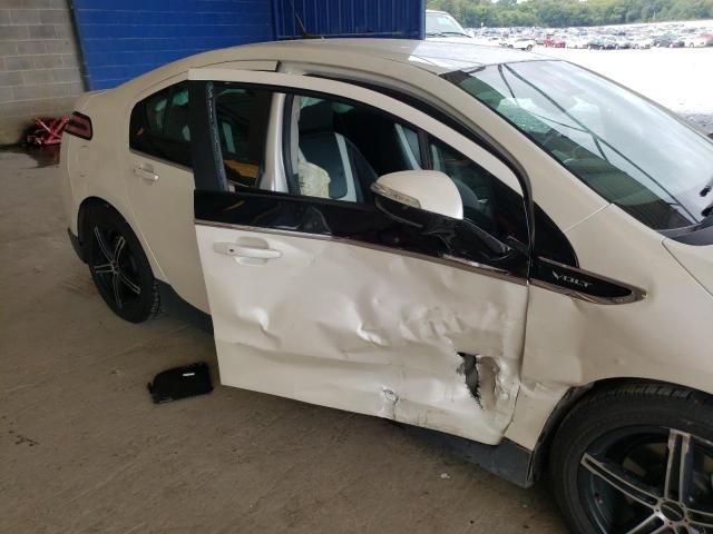 Photo 9 from auction – 2013 CHEVROLET VOLT with VIN 1G1RB6E45DU102806