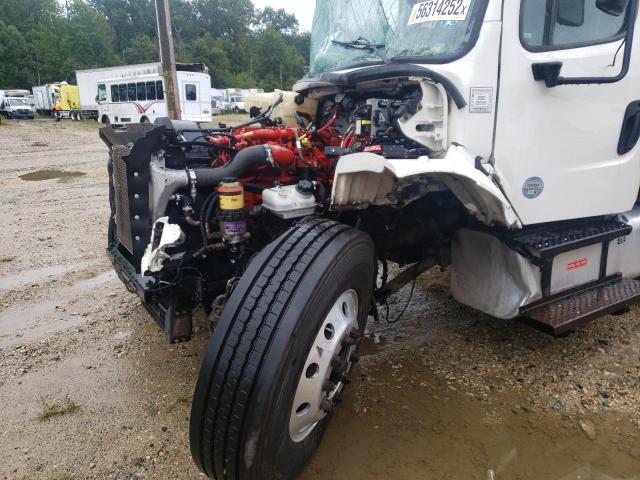 Photo 10 from auction – 2017 FREIGHTLINER M2 106 MED with VIN 3ALACWDT0HDJB4098