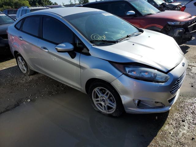 FORD FIESTA SE 2018 with VIN 3FADP4BJ6JM128743 - Photo from auction