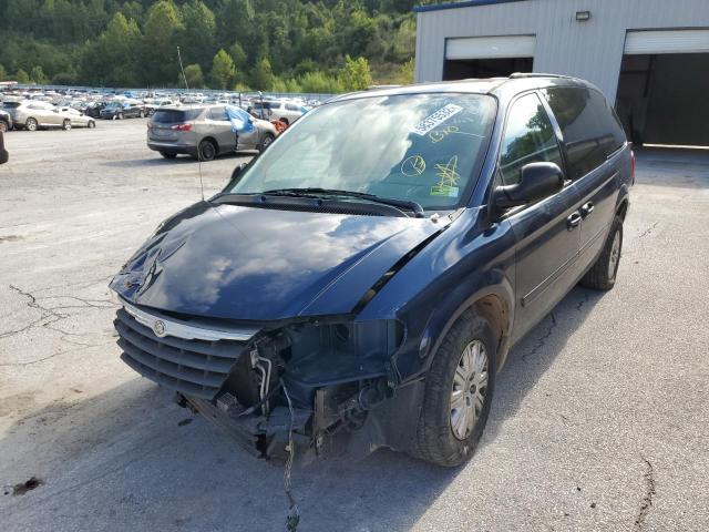 Photo 2 from auction – 2005 CHRYSLER TOWN & COU with VIN 2C4GP44R65R452560