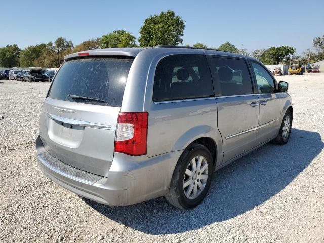 Photo 4 from auction – 2016 CHRYSLER TOWN & COU with VIN 2C4RC1BGXGR197757