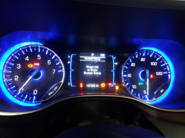 Photo 8 from auction – 2017 CHRYSLER PACIFICA T with VIN 2C4RC1BG0HR583850