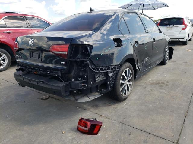 Photo 4 from auction – 2017 VOLKSWAGEN JETTA SE with VIN 3VWDB7AJ4HM365637