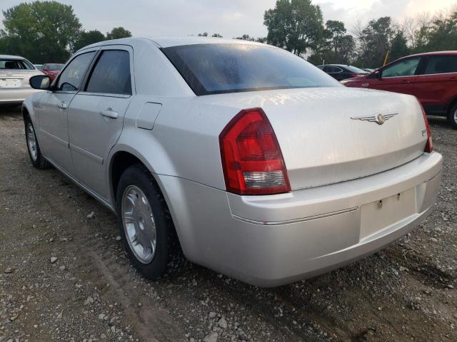Photo 3 from auction – 2005 CHRYSLER 300 TOURIN with VIN 2C3JA53G25H694172