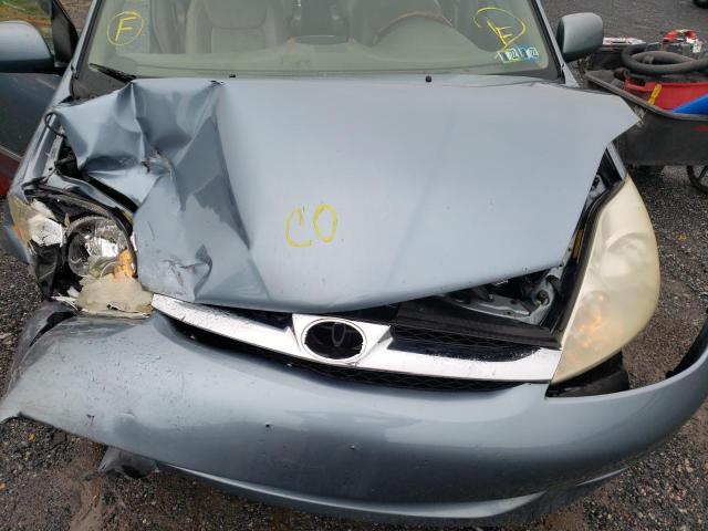 Photo 7 from auction – 2007 TOYOTA SIENNA XLE with VIN 5TDBK22C97S003217
