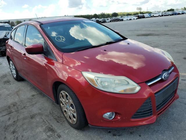 FORD FOCUS SE 2012 with VIN 1FAHP3K2XCL102557 - Photo from auction