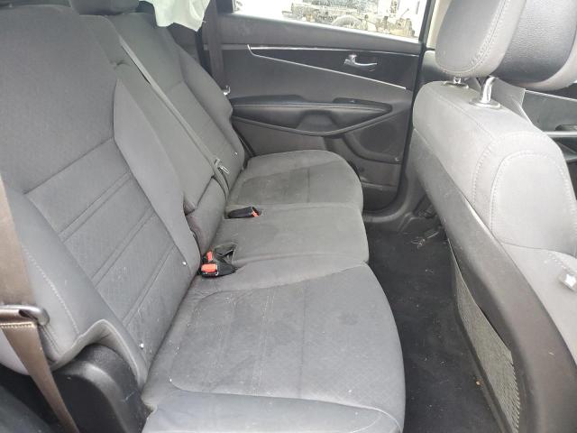 Photo 6 from auction – 2016 KIA SORENTO LX with VIN 5XYPGDA33GG014778