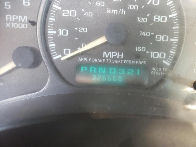 Photo 8 from auction – 2001 CHEVROLET SILVERADO with VIN 2GCEC19W511356671