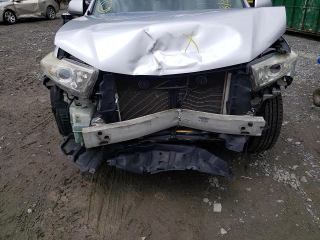 Photo 9 from auction – 2013 TOYOTA HIGHLANDER with VIN 5TDBK3EH4DS262402