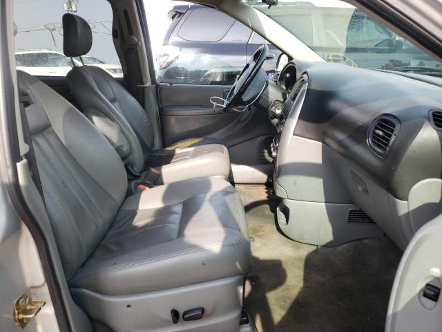 Photo 5 from auction – 2005 CHRYSLER TOWN & COU with VIN 2C4GP54L45R452784