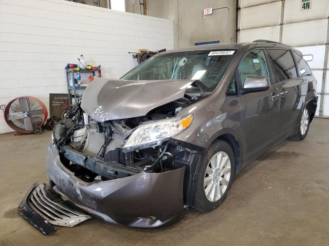 Photo 2 from auction – 2015 TOYOTA SIENNA XLE with VIN 5TDDK3DC9FS124422
